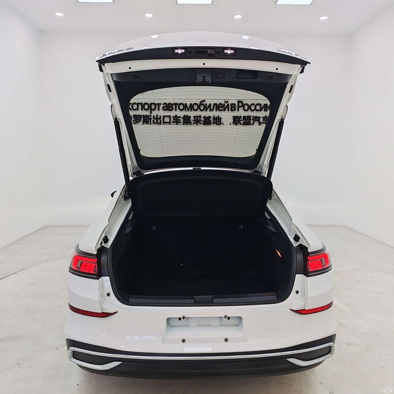 Volkswagen Lamando, 2022 15