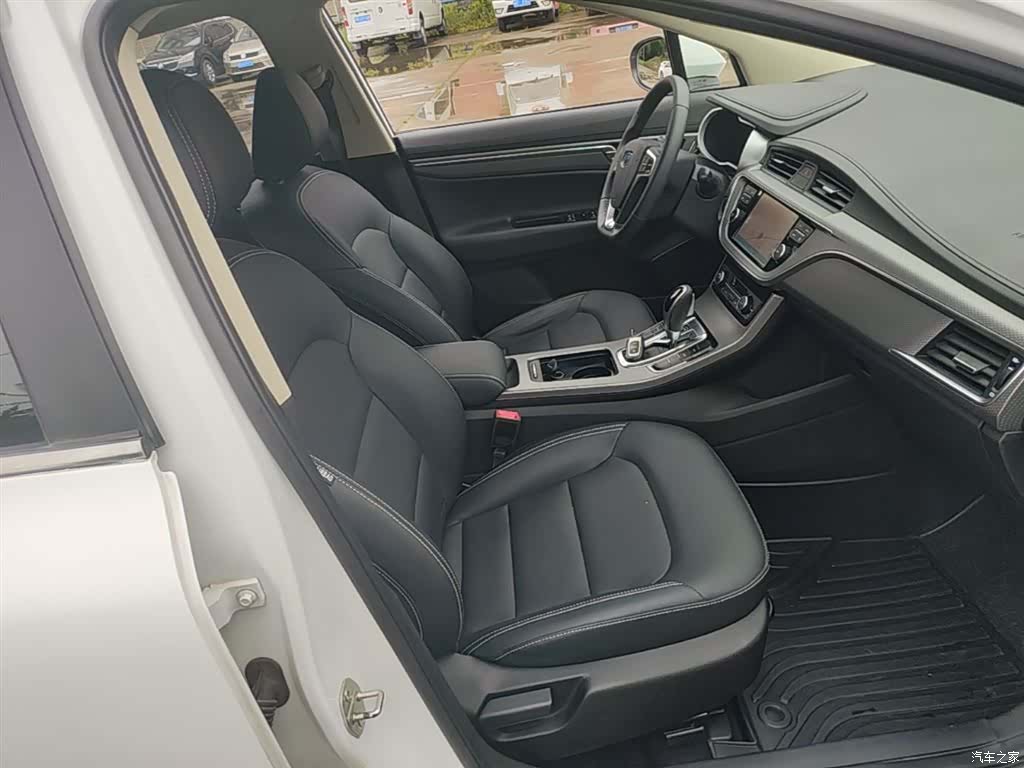 Geely Emgrand, 2017 19