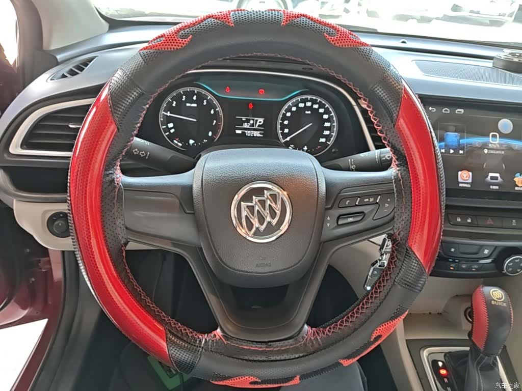 Buick V, 2018 11