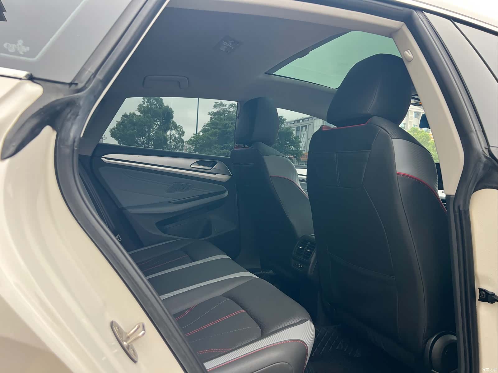 Volkswagen Lamando, 2023 8