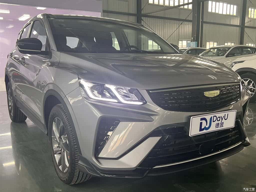 Geely Coolray, 2026 3