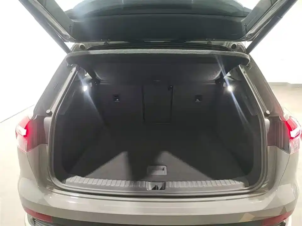 Audi Q4 Audi Q4