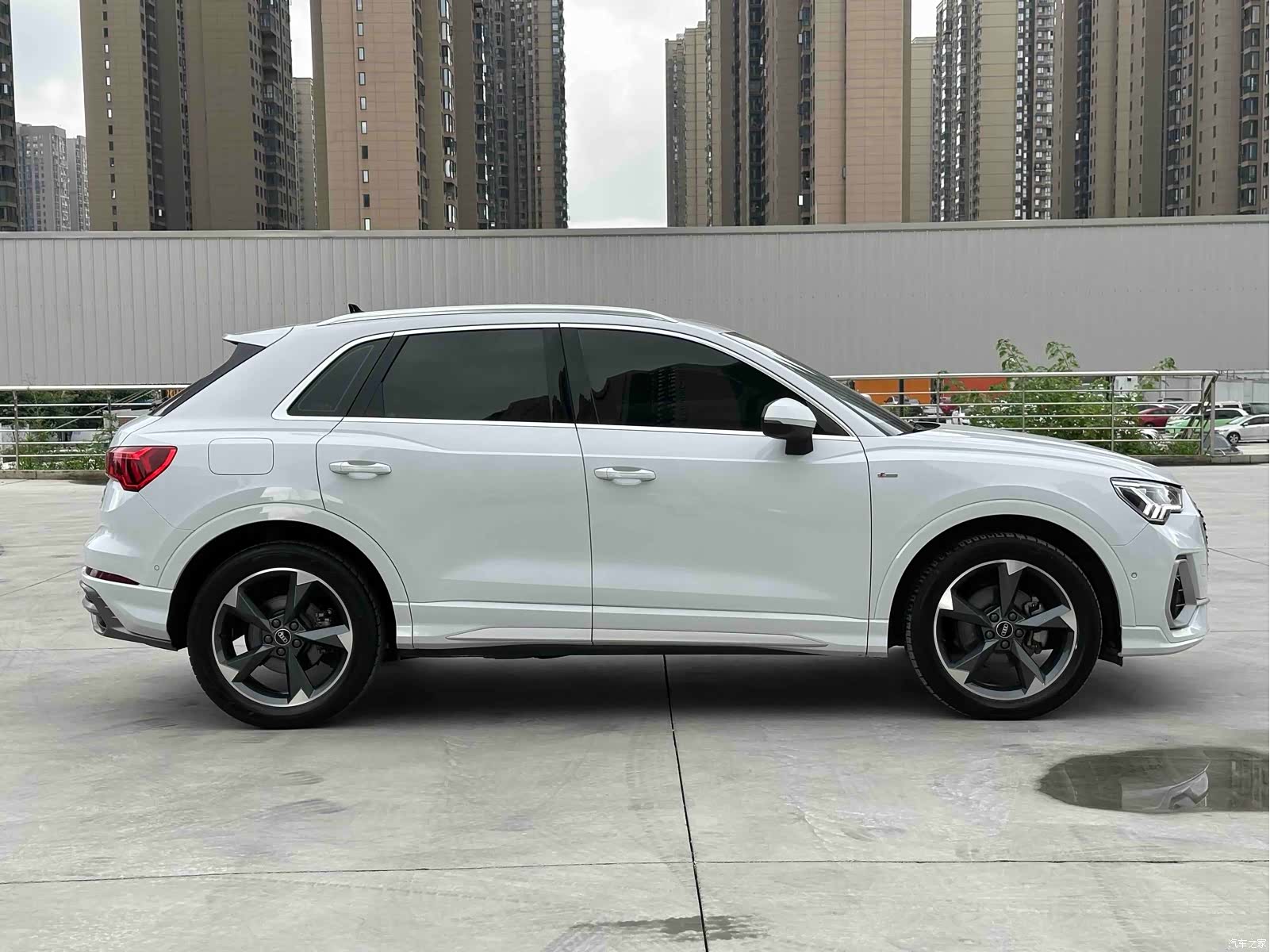 Audi Q3, 2022 8