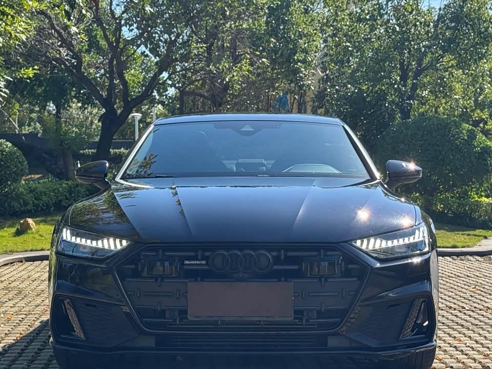 Audi A7L
