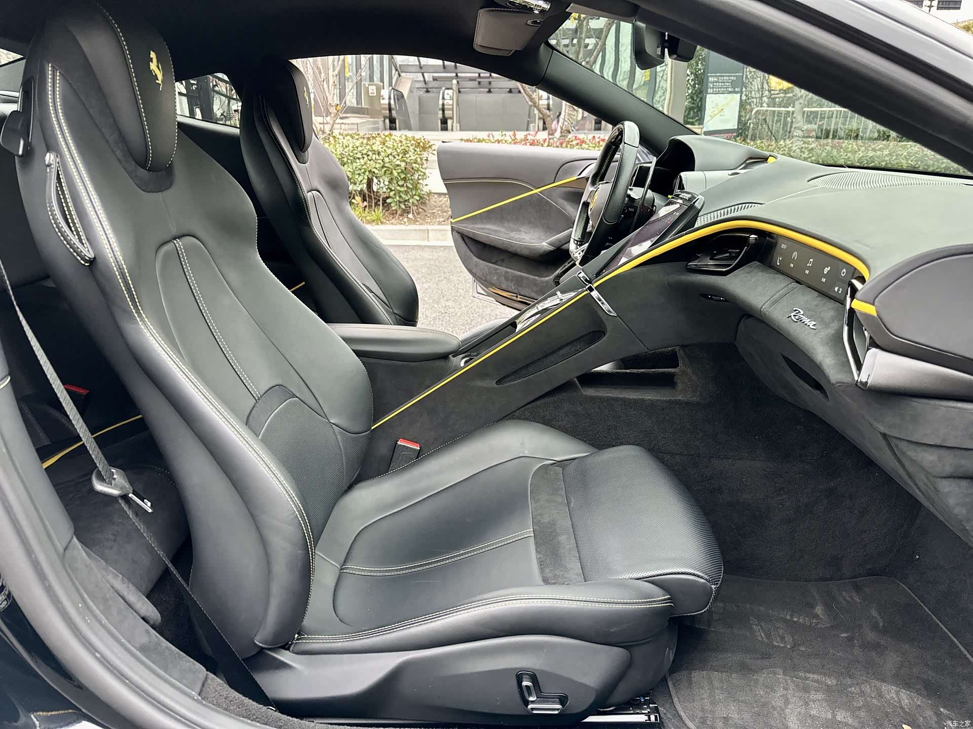 Ferrari Roma, 2021 9