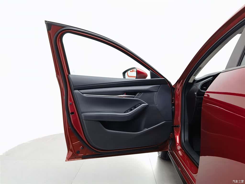 Mazda Mazda3, 2023 8