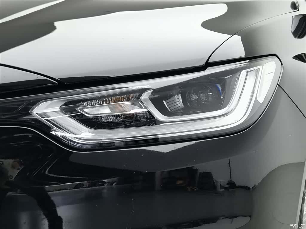 Ford Taurus, 2020 7