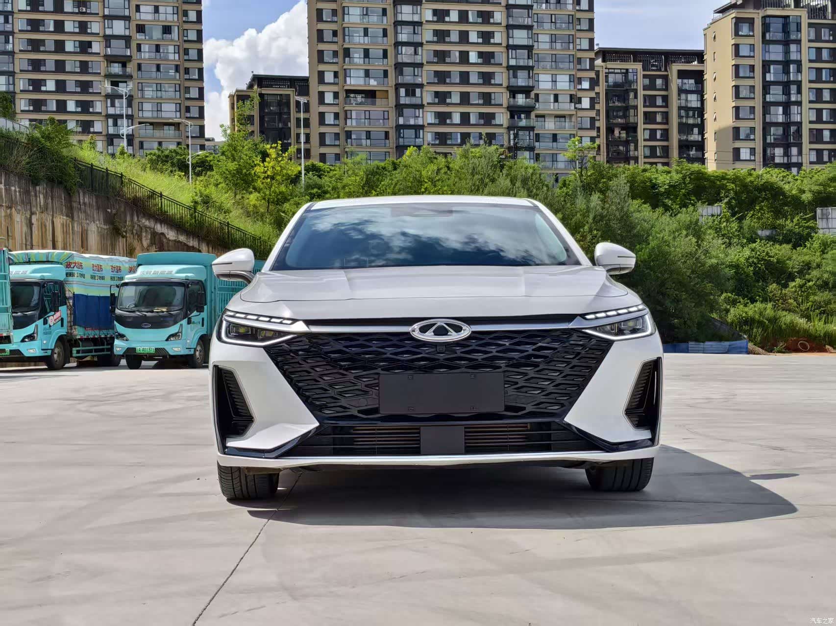 Chery Arrizo 8, 2024 2