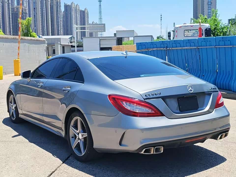 Mercedes-Benz CLS