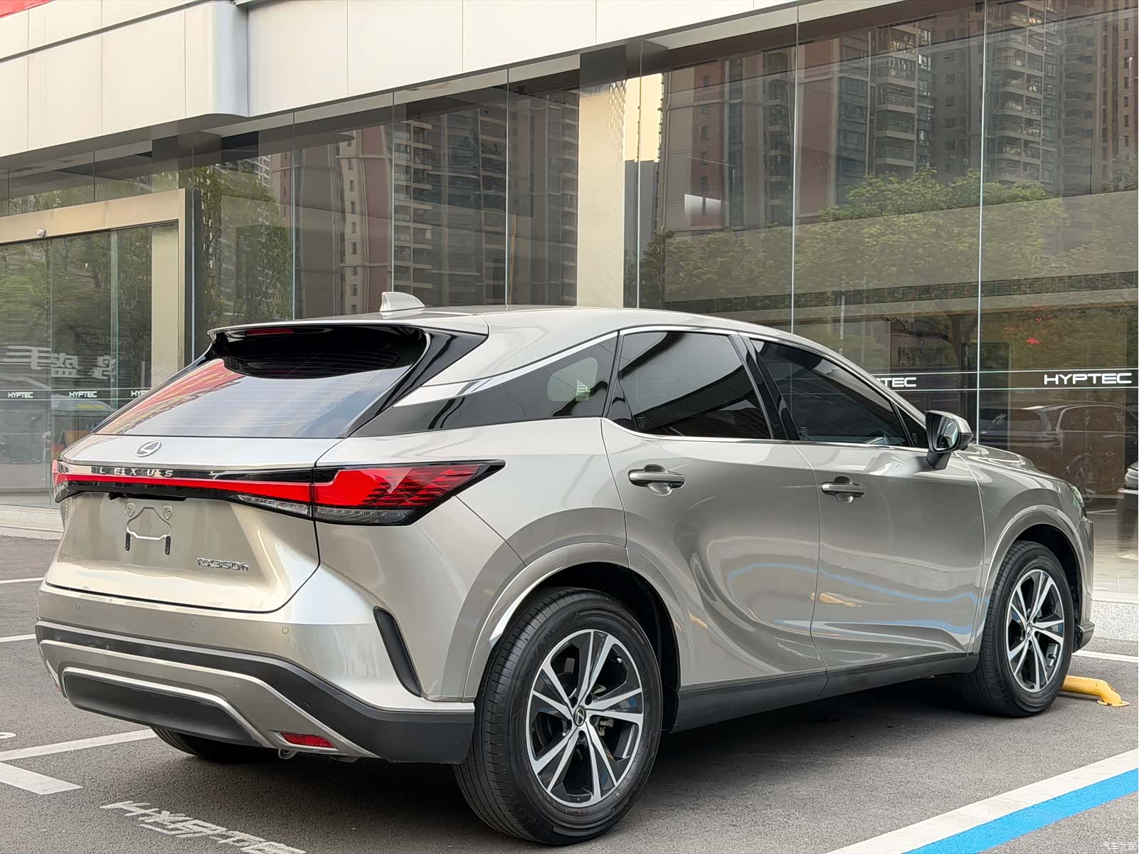 Lexus RX, 2023 все фото