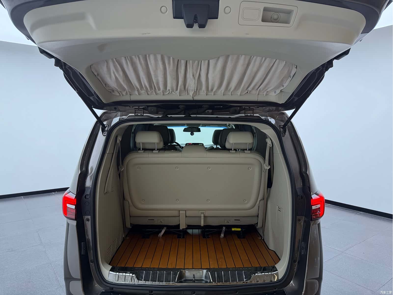 Buick GL8, 2021 7