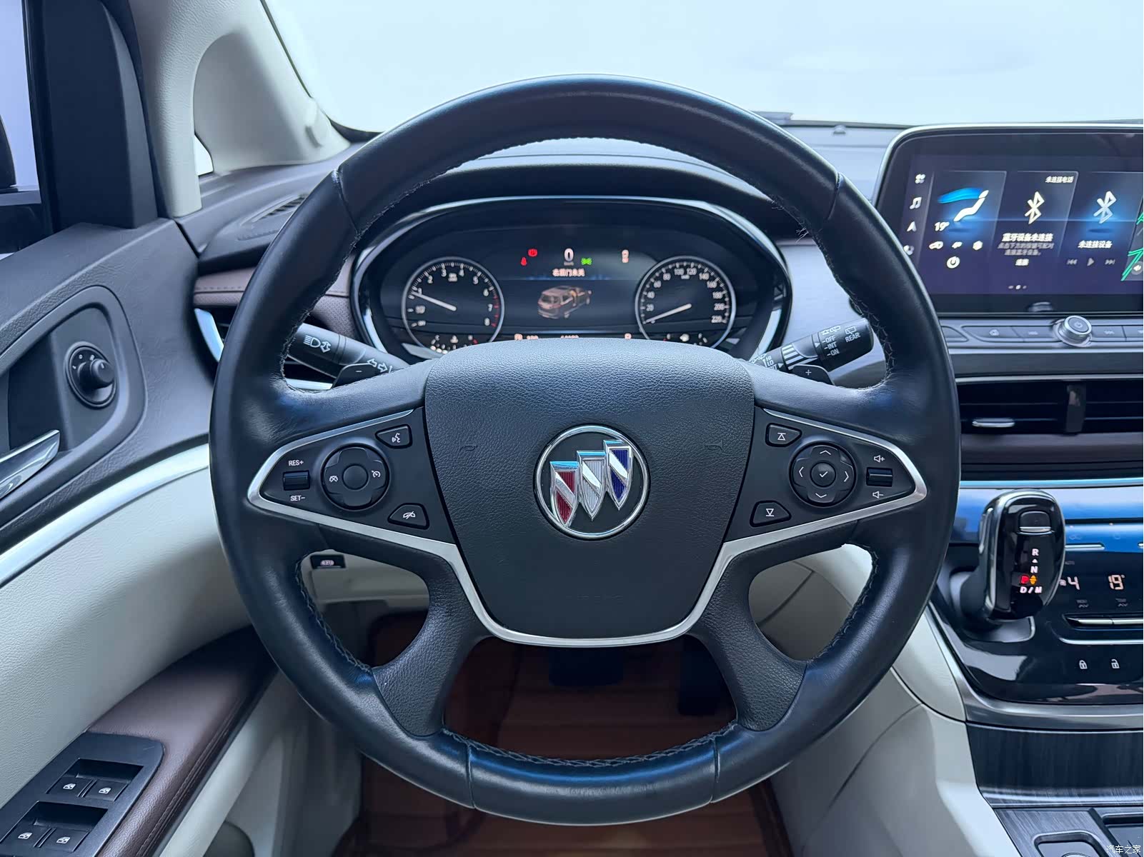 Buick GL8, 2021 11