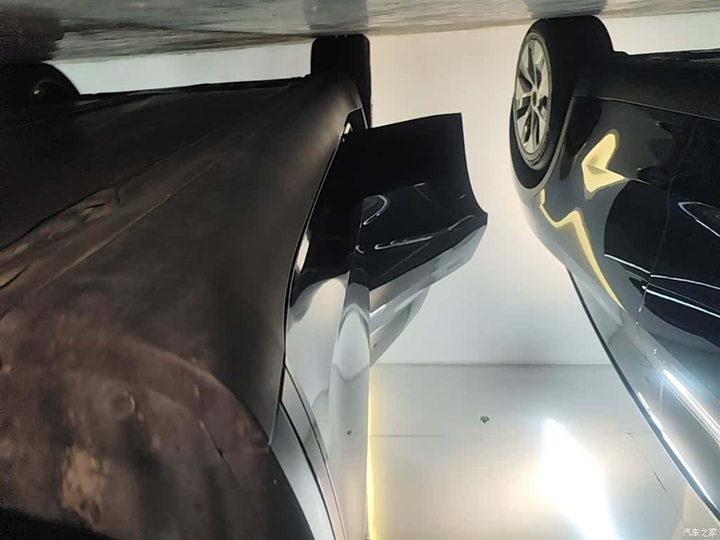Tesla Model Y, 2022 21