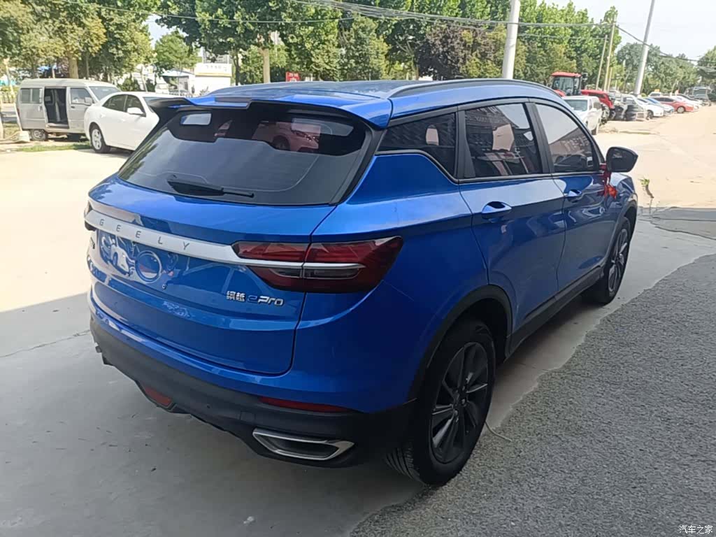 Geely Coolray, 2021 7