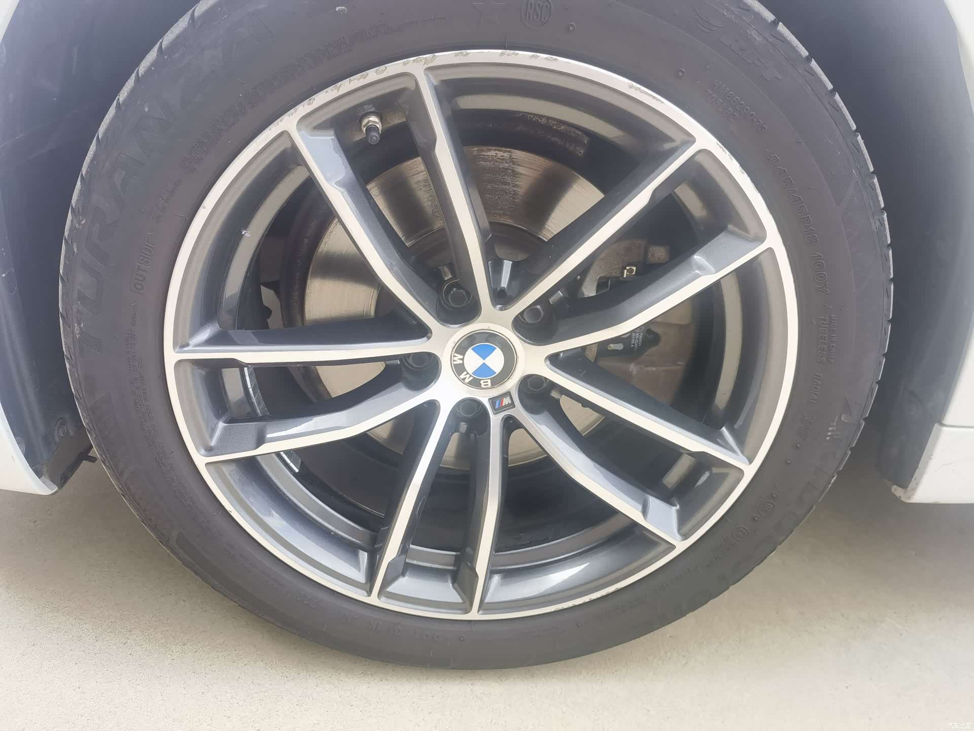 BMW 5 Series, 2023 16