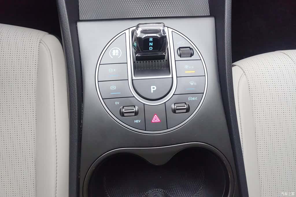 BYD Seal, 2025 16