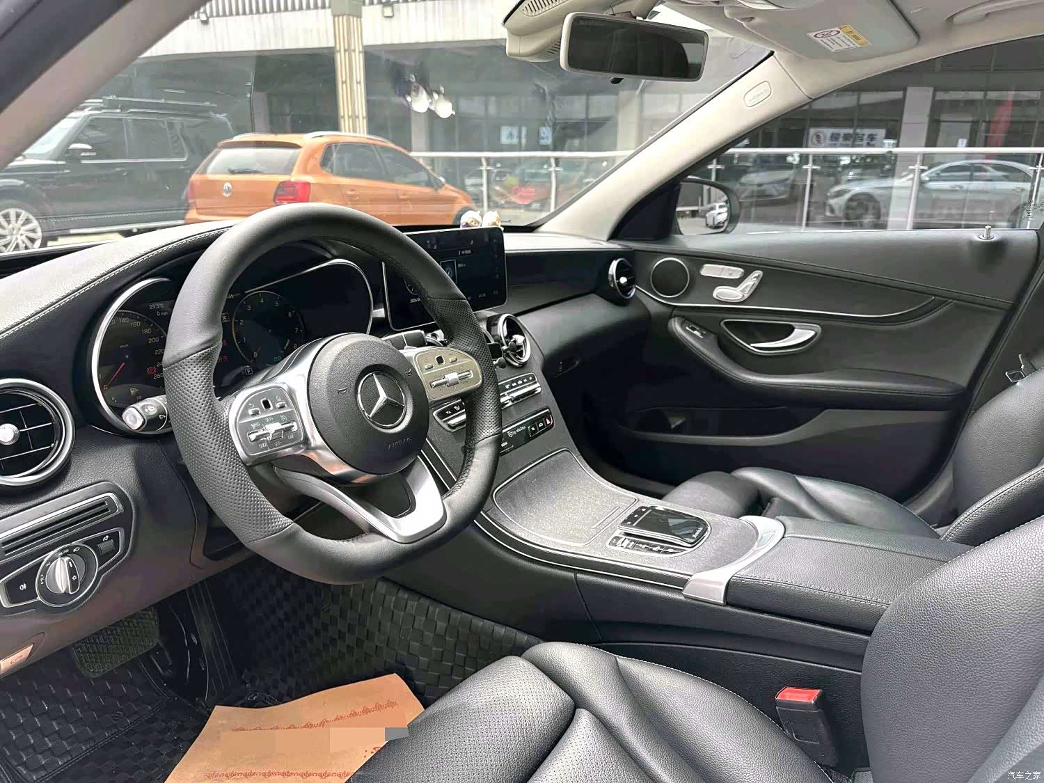 Mercedes-Benz C-Class, 2020 4
