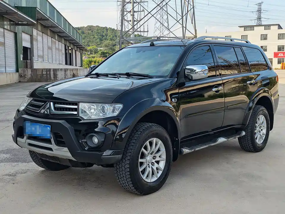 Mitsubishi Pajero Jinchang