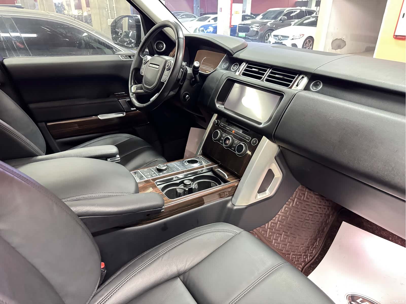 Land Rover Range Rover, 2018 13
