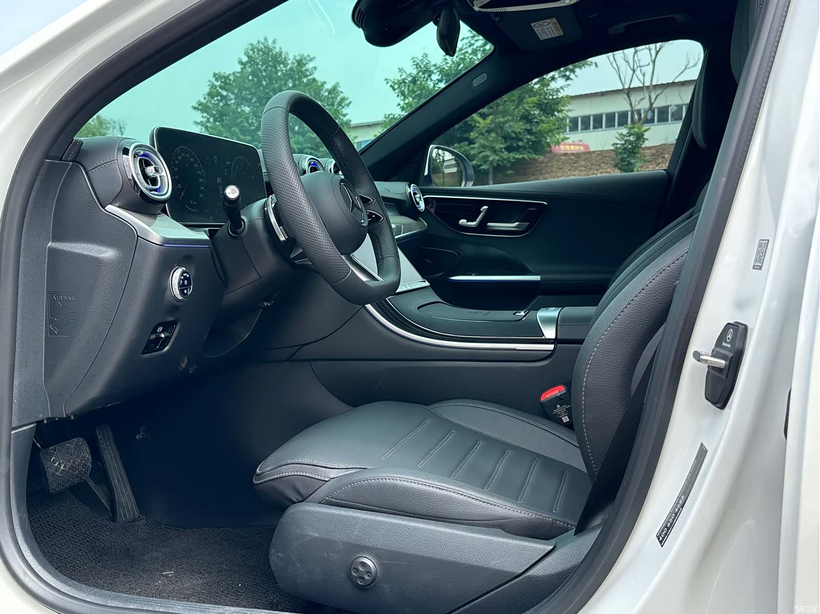Mercedes-Benz C-Class, 2024 9