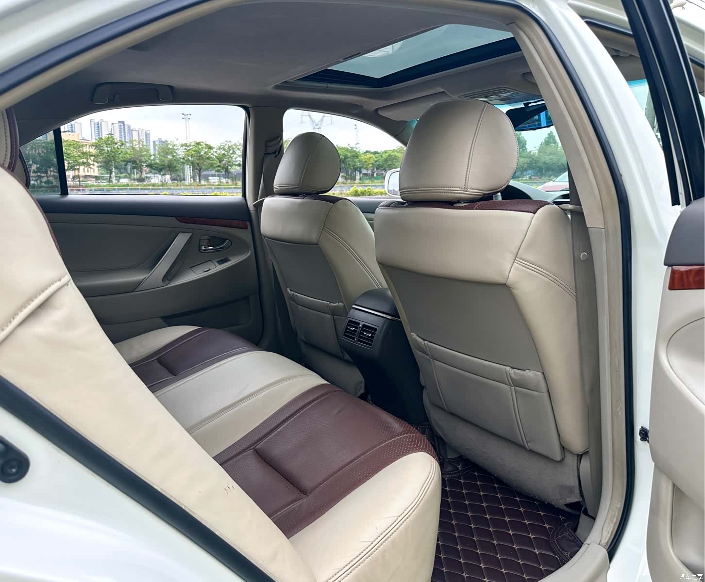 Toyota Camry, 2007 23