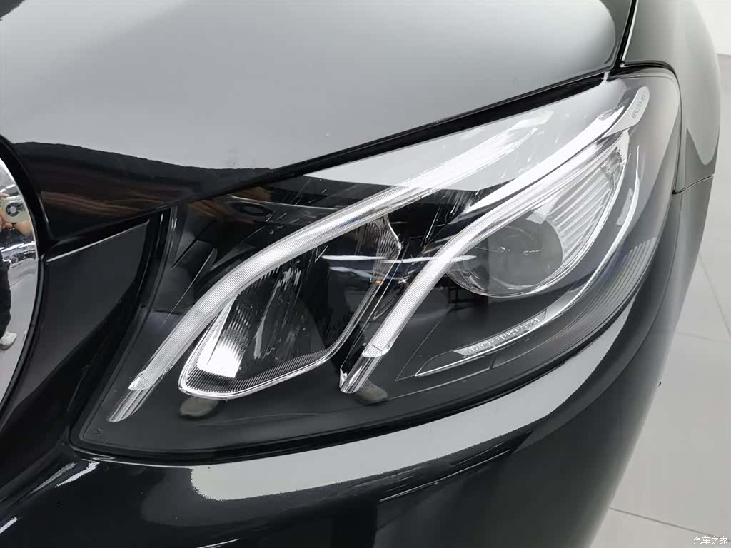 Mercedes-Benz E-Class, 2018 7