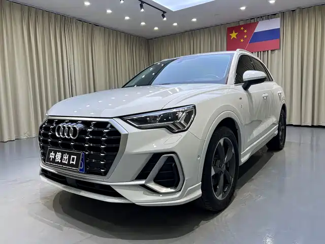 Audi Q3 2023 — купить из Китая под заказ