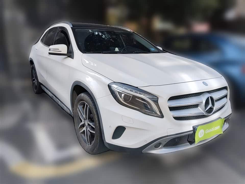 Mercedes-Benz GLA