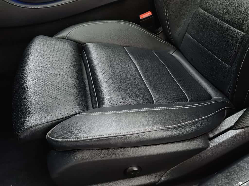 Mercedes-Benz E-Class, 2018 20