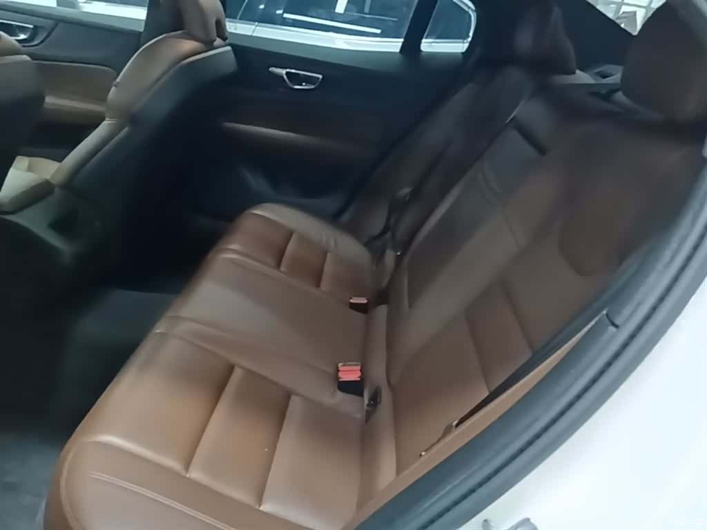 Volvo S60, 2022 17