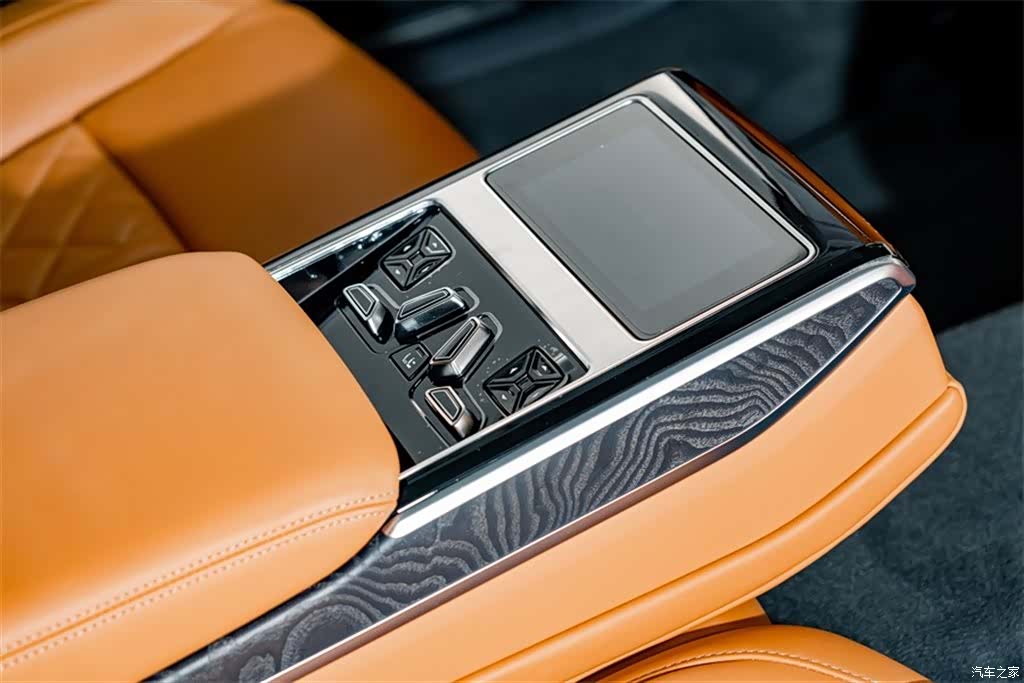 Audi A8L, 2023 23