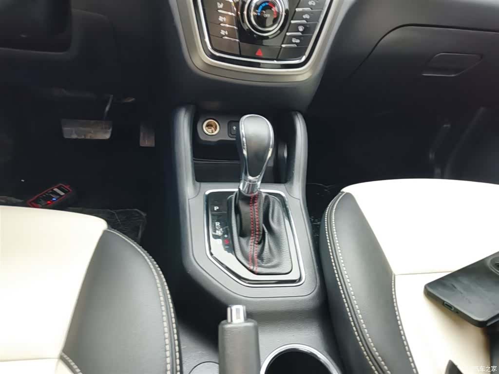 Changan CS35, 2018 14