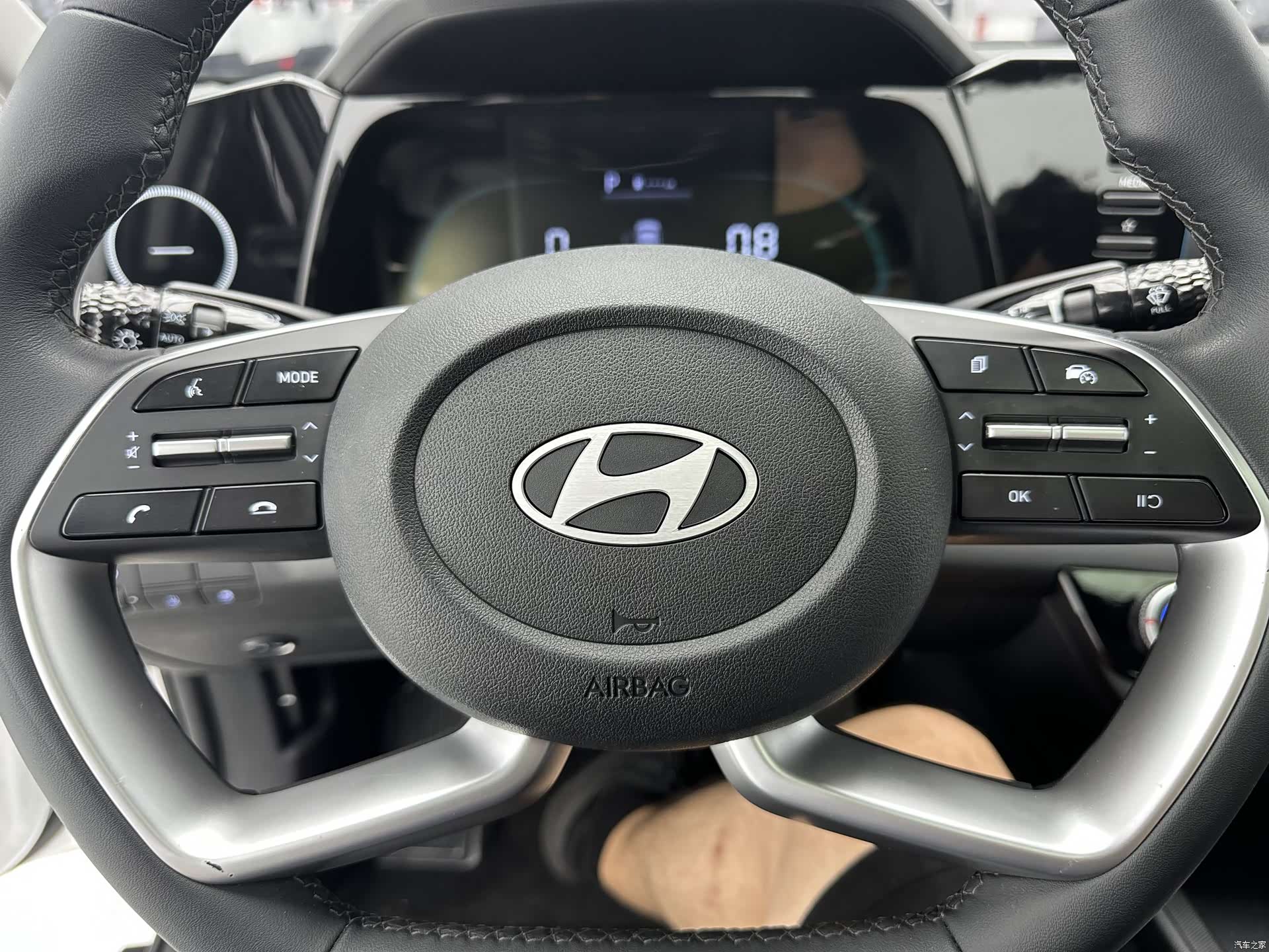 Hyundai Elantra, 2023 15