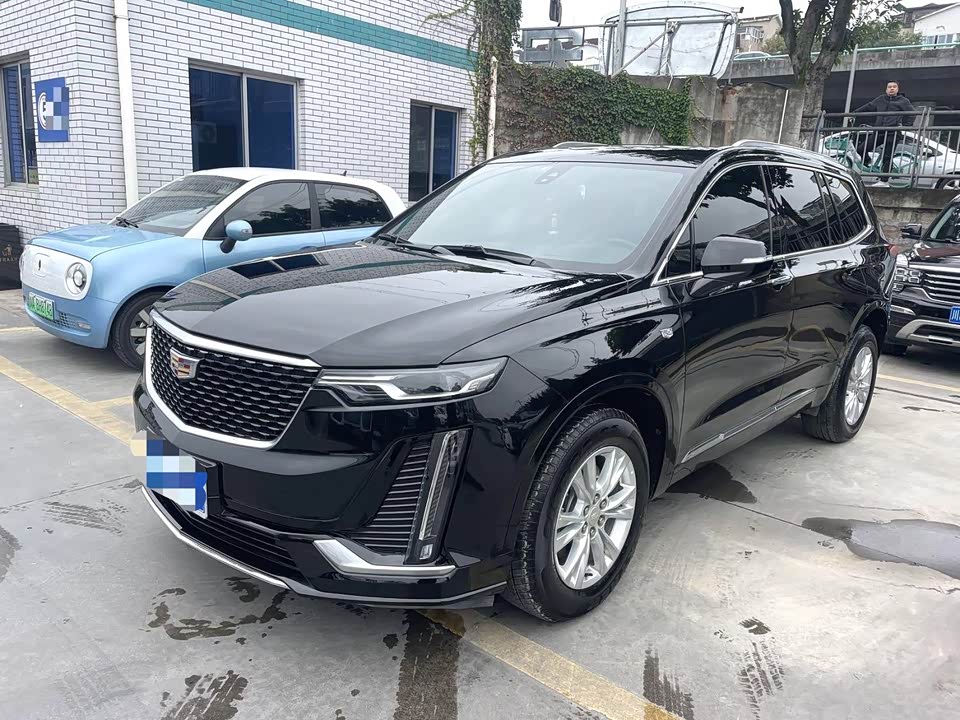Cadillac XT6
