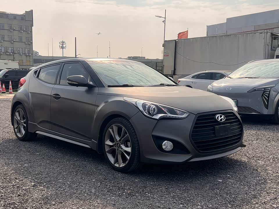 Hyundai Veloster