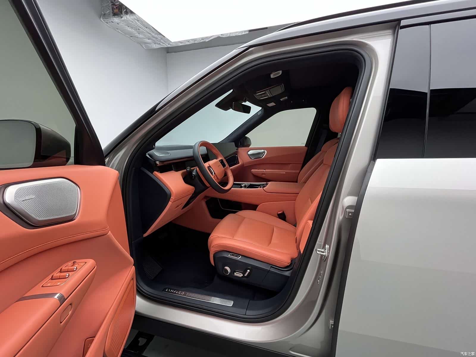 Lynk & Co 02, 2025 10