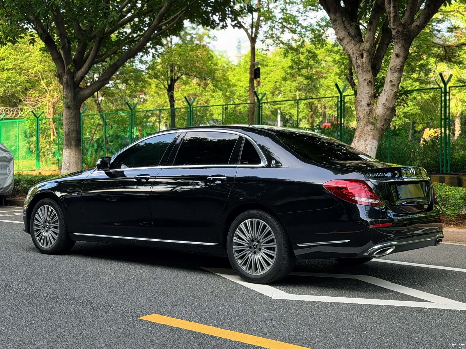 Mercedes-Benz E-Class, 2020 6