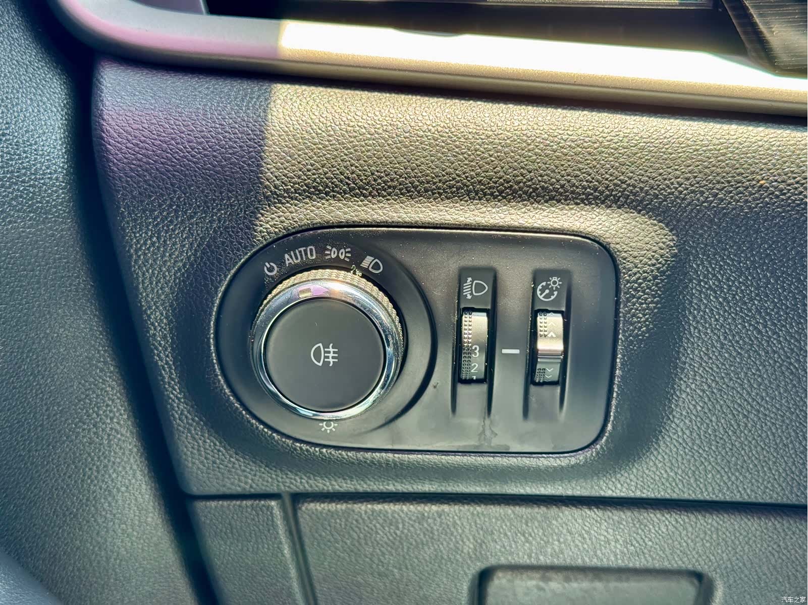 Buick Verano, 2017 19