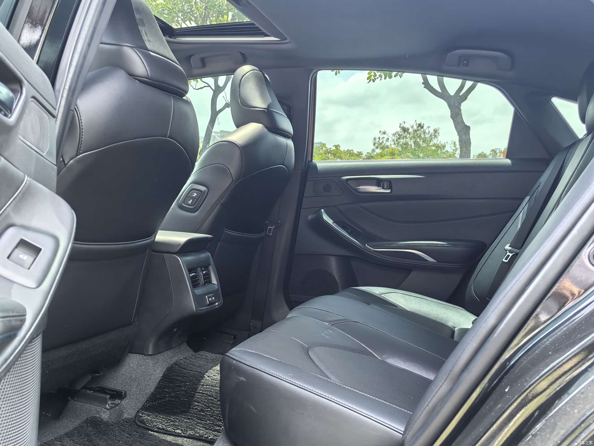 Toyota Avalon, 2024 8