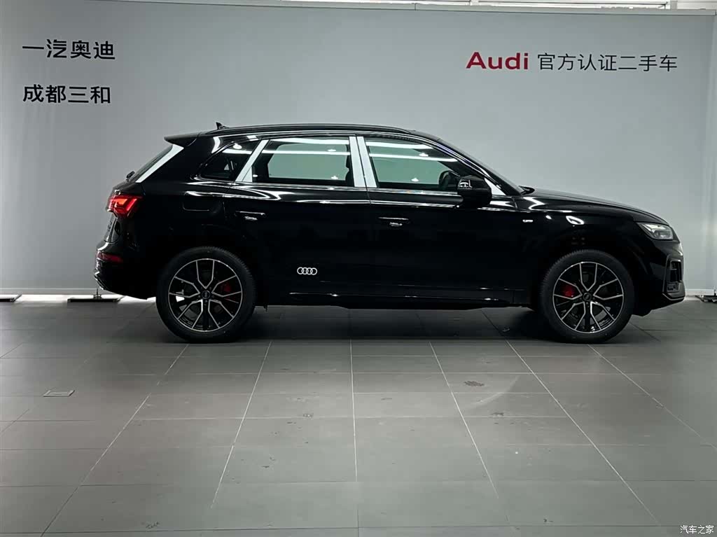 Audi Q5L, 2024 3