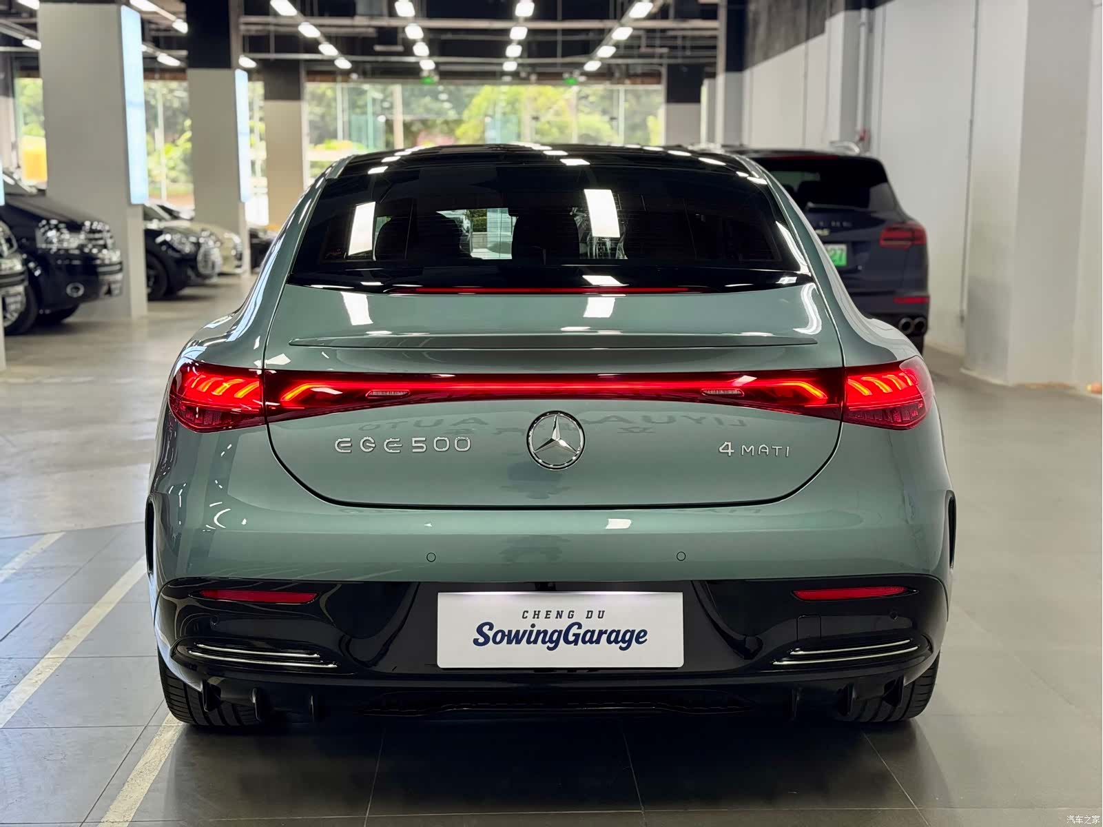 Mercedes-Benz EQE, 2025 все фото