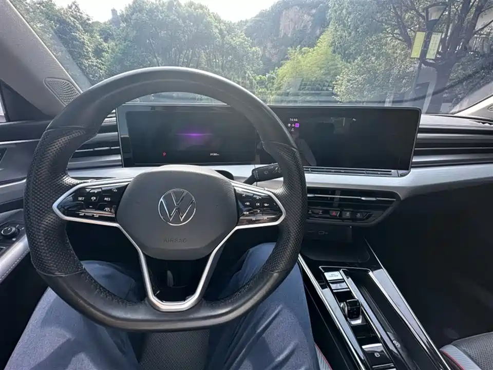 Volkswagen Lingdu