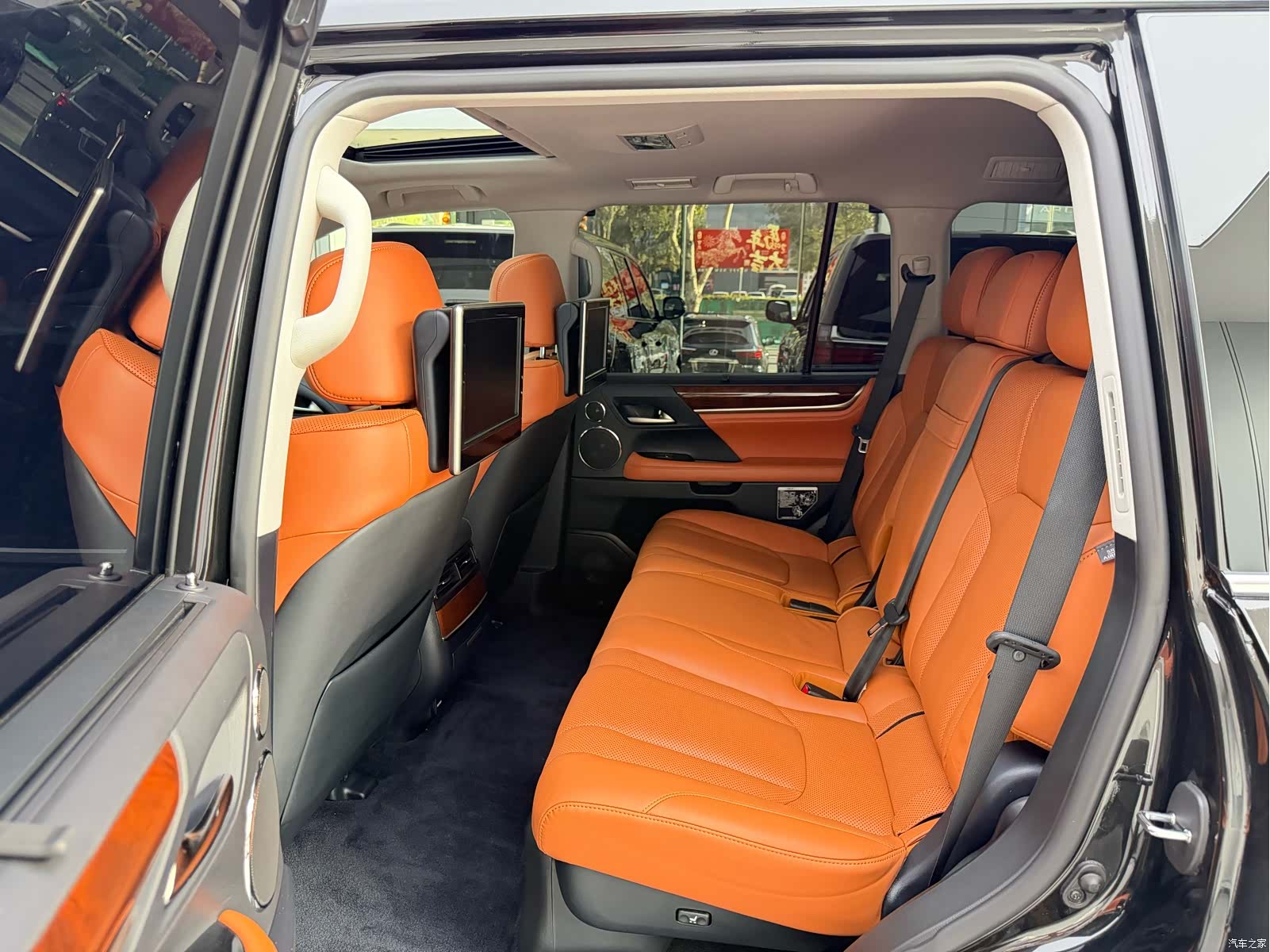 Lexus LX, 2017 все фото