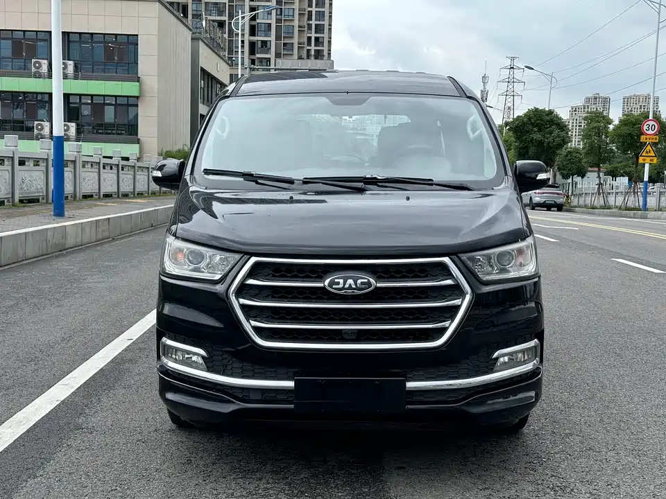 JAC Refine Ruifeng M4