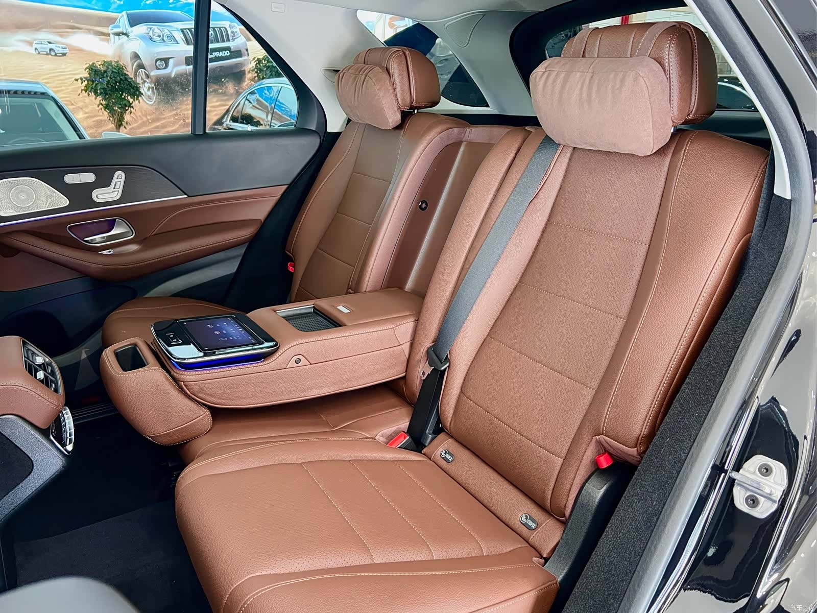 Mercedes-Benz GLE, 2024 11