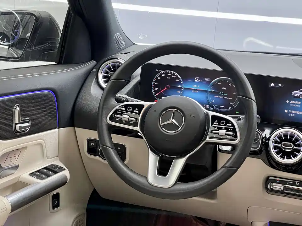 Mercedes-Benz EQA Mercedes-Benz EQA