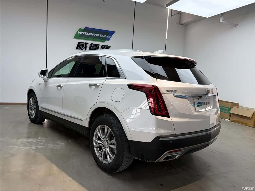 Cadillac XT5, 2021 все фото