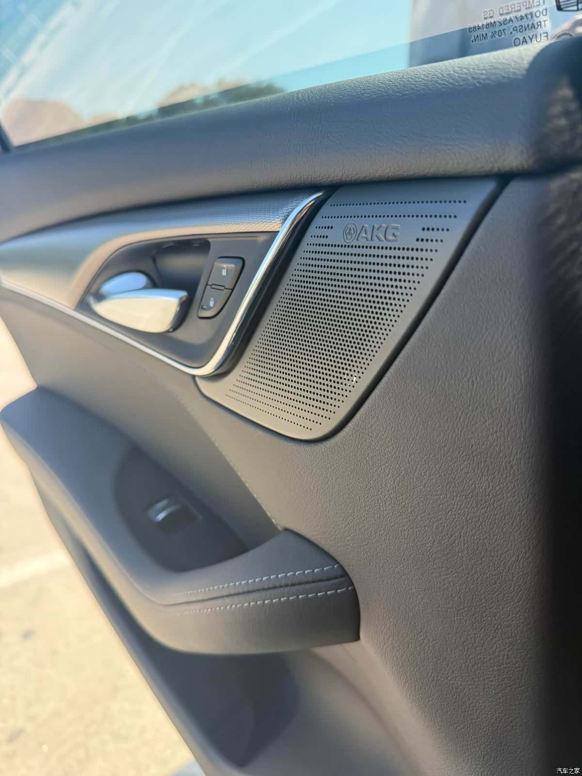 Cadillac CT5, 2025 6