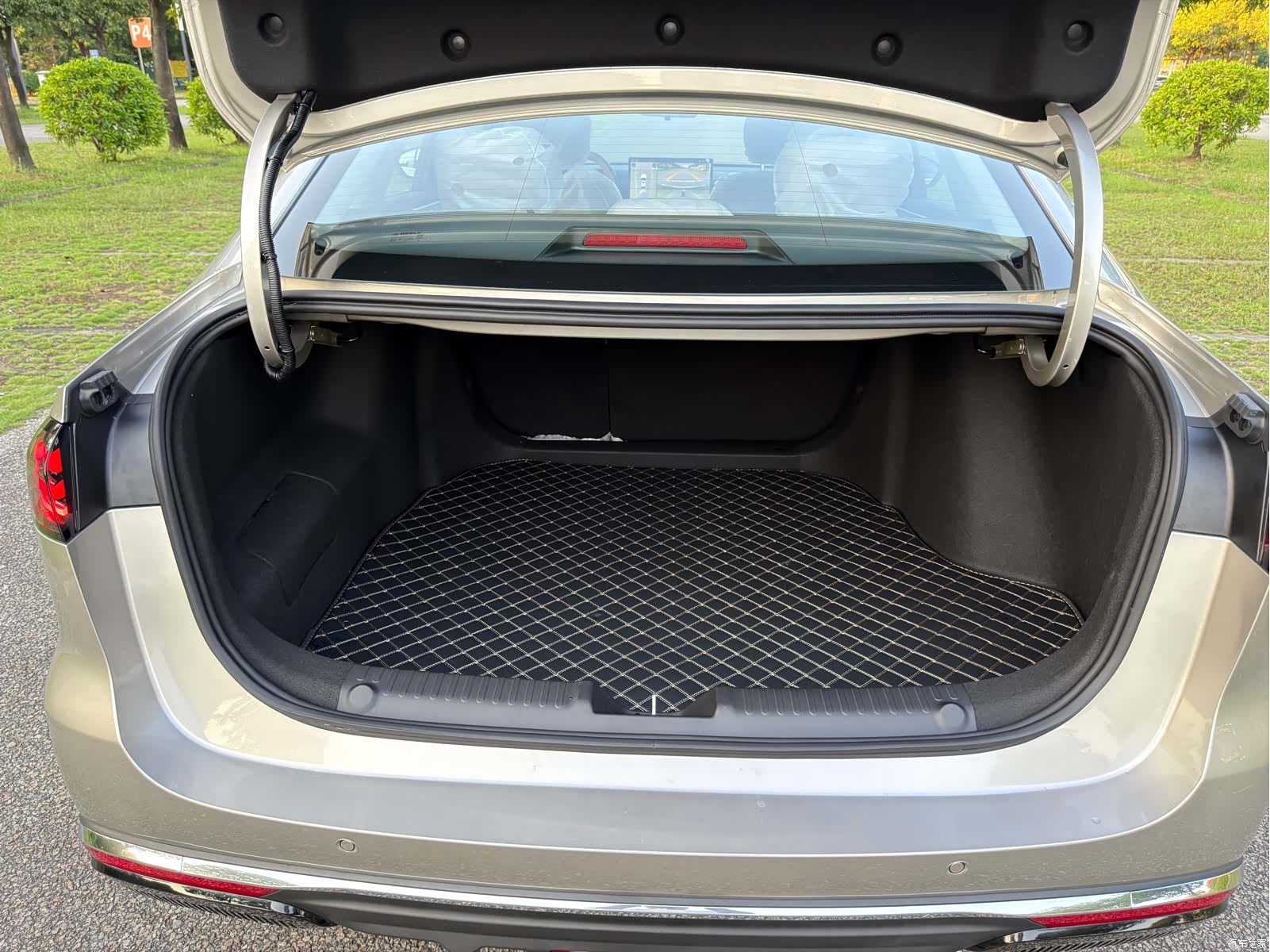 Geely 6, 2026 27