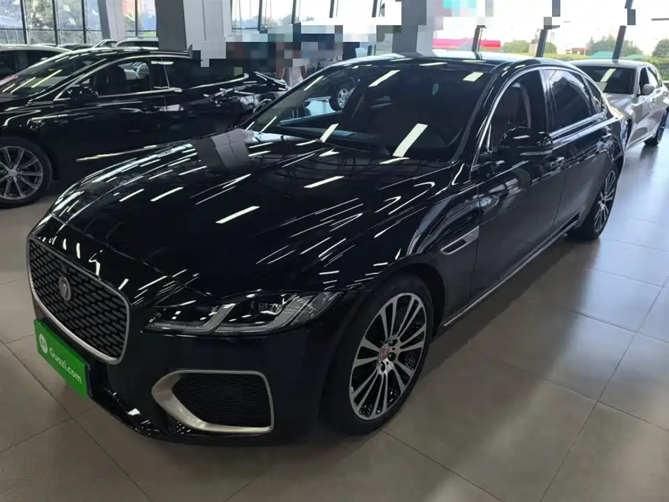 Jaguar XFL